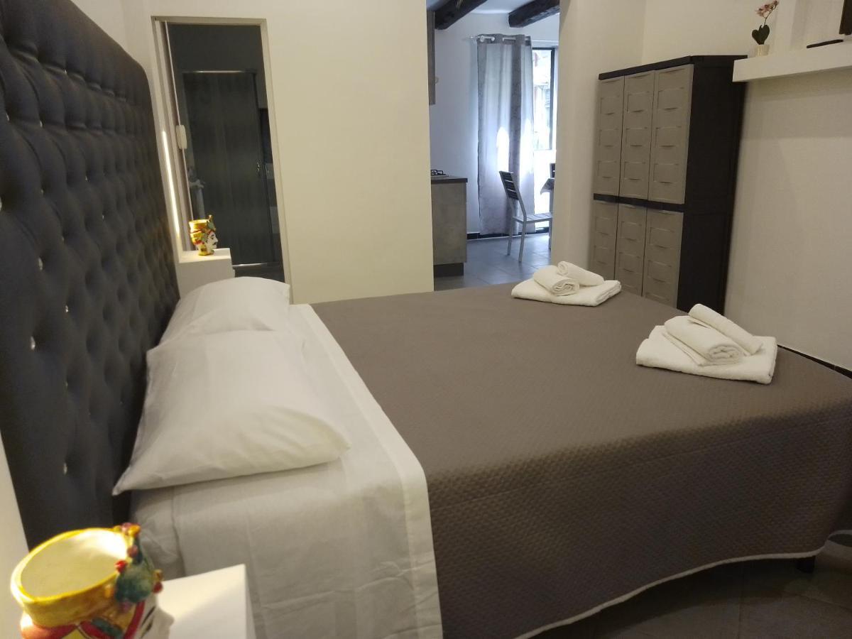 Tiziano'S Home Κατάνια Εξωτερικό φωτογραφία